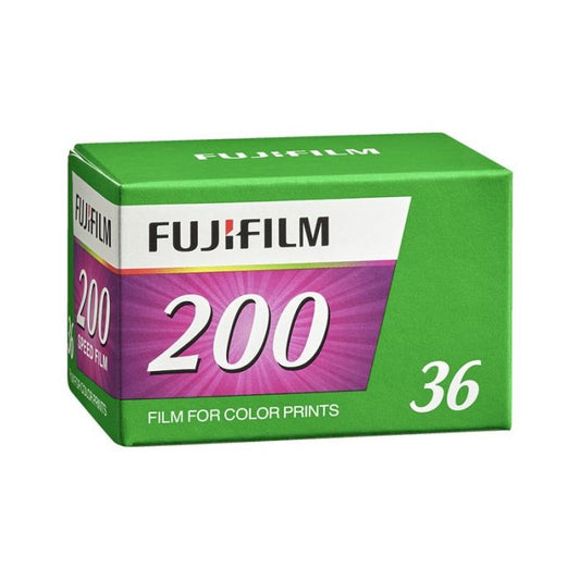 Fujifilm 200 film 24mm 200 iso in box